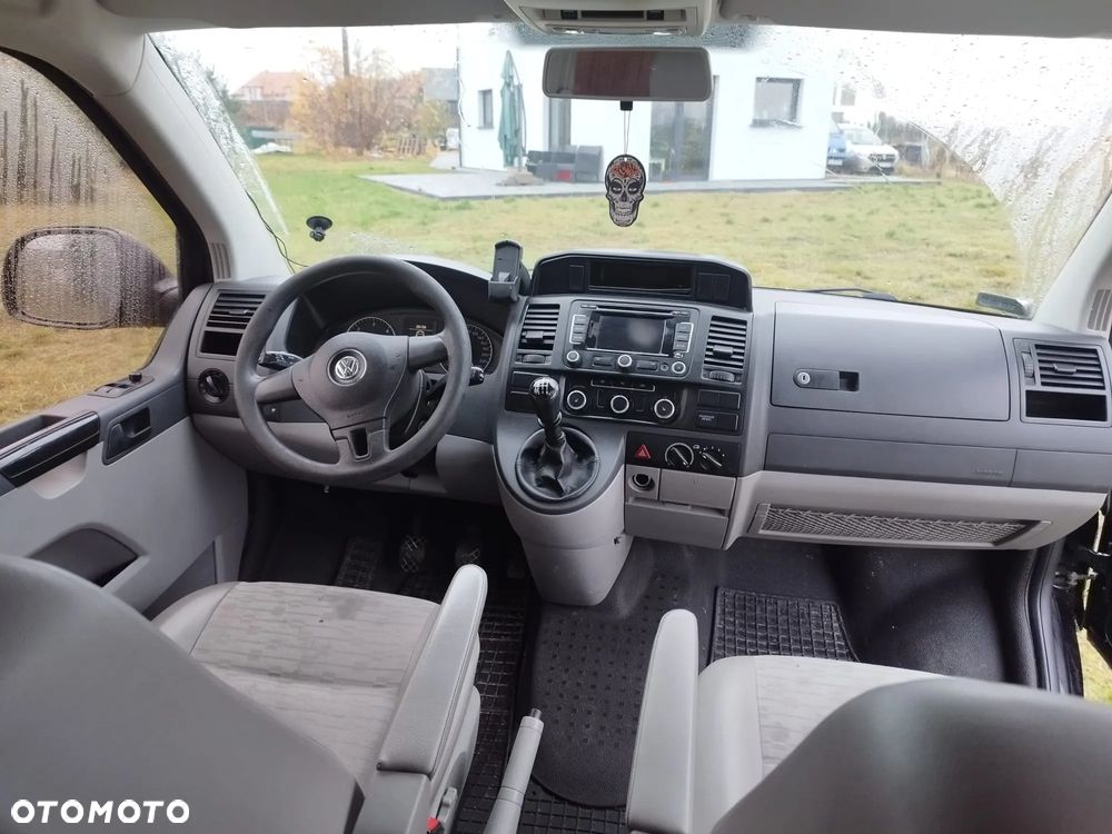 Volkswagen Transporter - 11