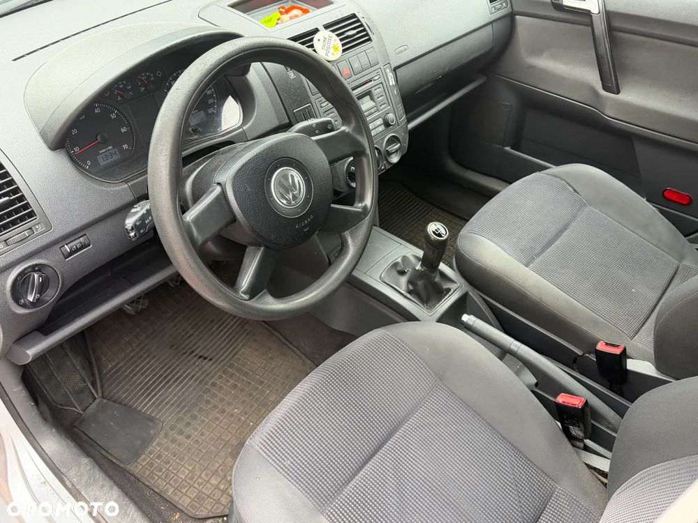 Volkswagen Polo - 5