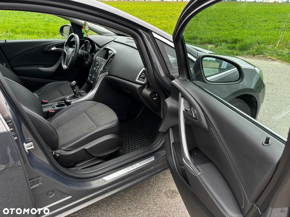 Opel Astra 1.4 T Sport - 10
