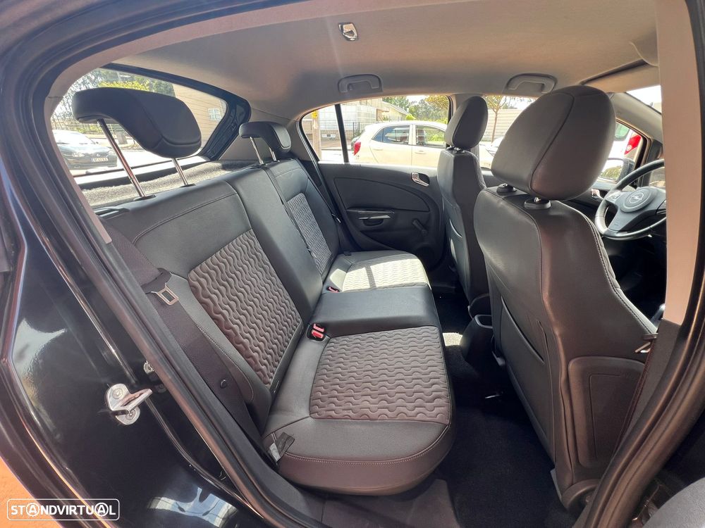 Opel Corsa 1.2 Go! Easytronic - 4