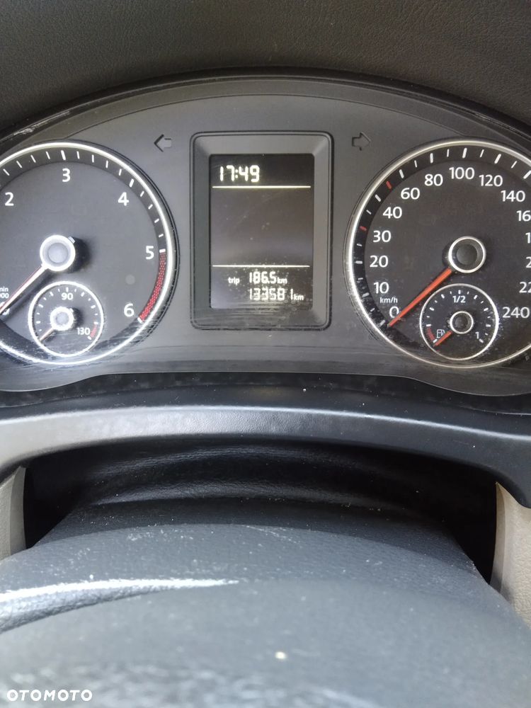 Volkswagen Golf Plus 1.6 TDI Comfortline - 6