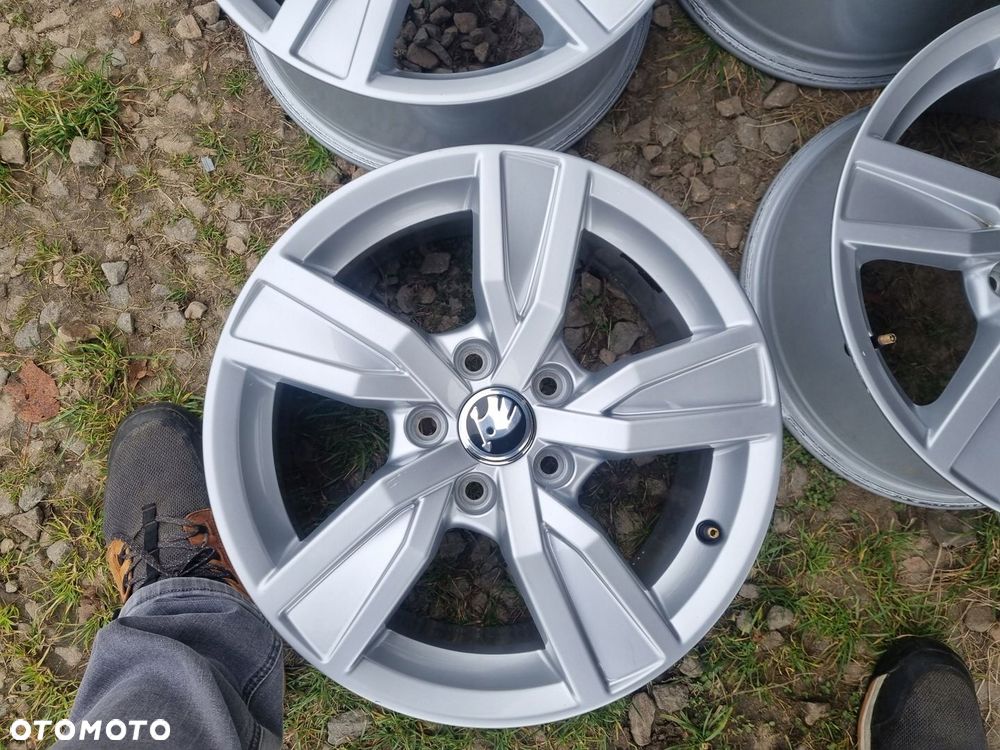 VW PASSAT B8,TIGUAN,AUDI A4 B7,SEAT ATECA,skoda alu 7x16 ET35 5X112 super - 7