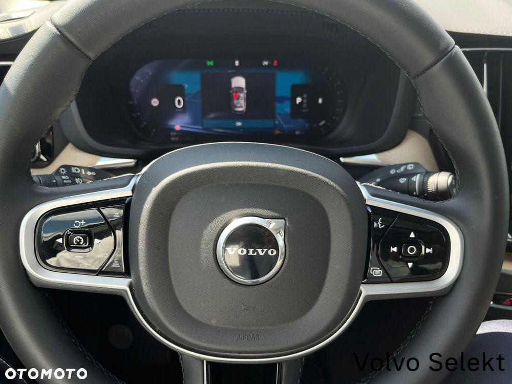 Volvo XC 60 - 21