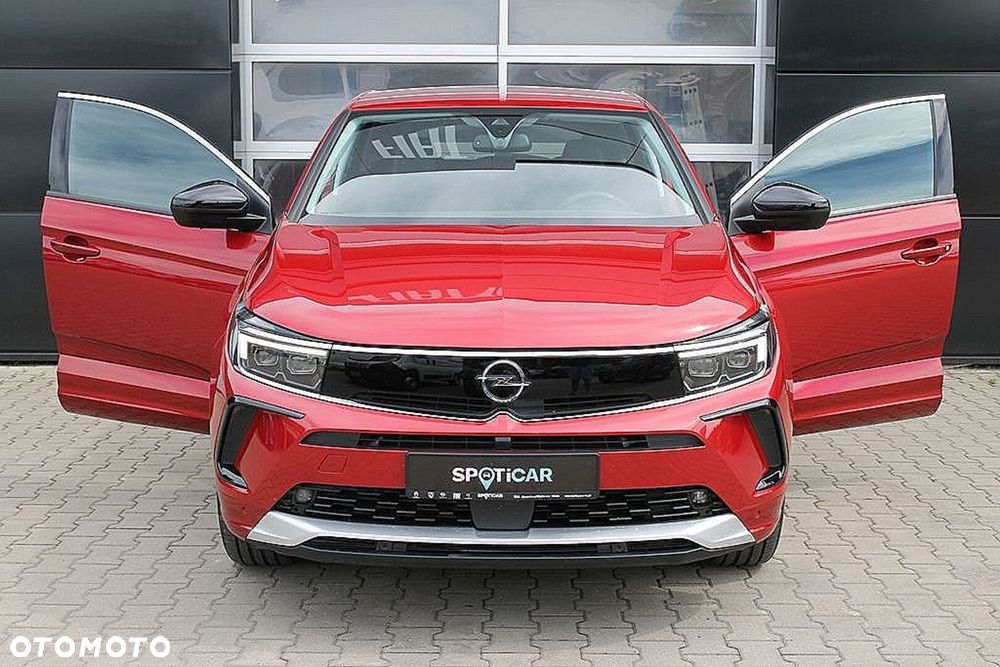 Opel Grandland 1.2 T Business Elegance S&S - 9