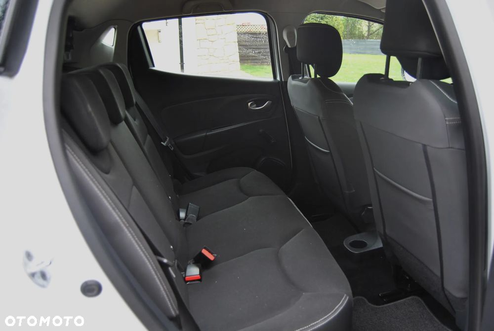 Renault Clio - 8