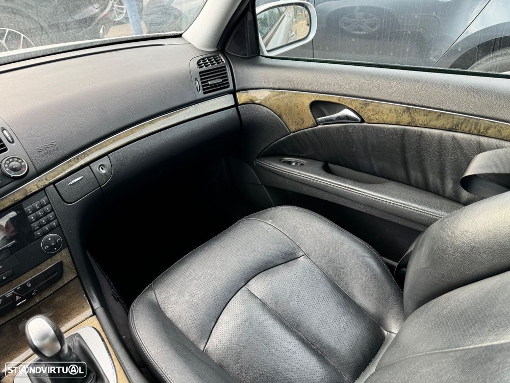 Mercedes-Benz E 220 CDi Avantgarde - 20