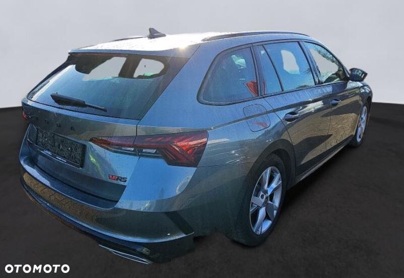 Skoda Octavia 2.0 TDI RS DSG - 3