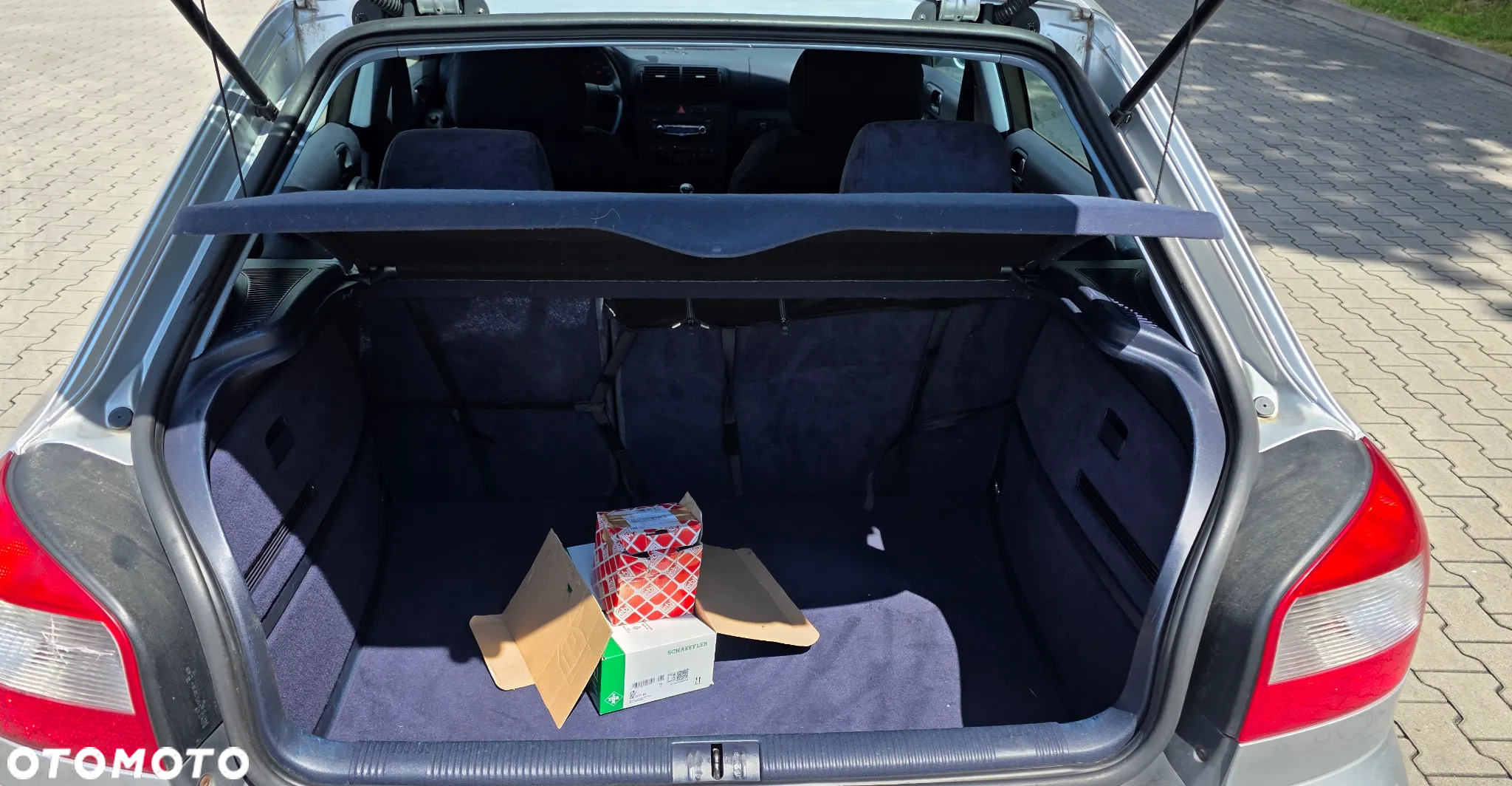 Audi A3 1.6 Ambiente - 8
