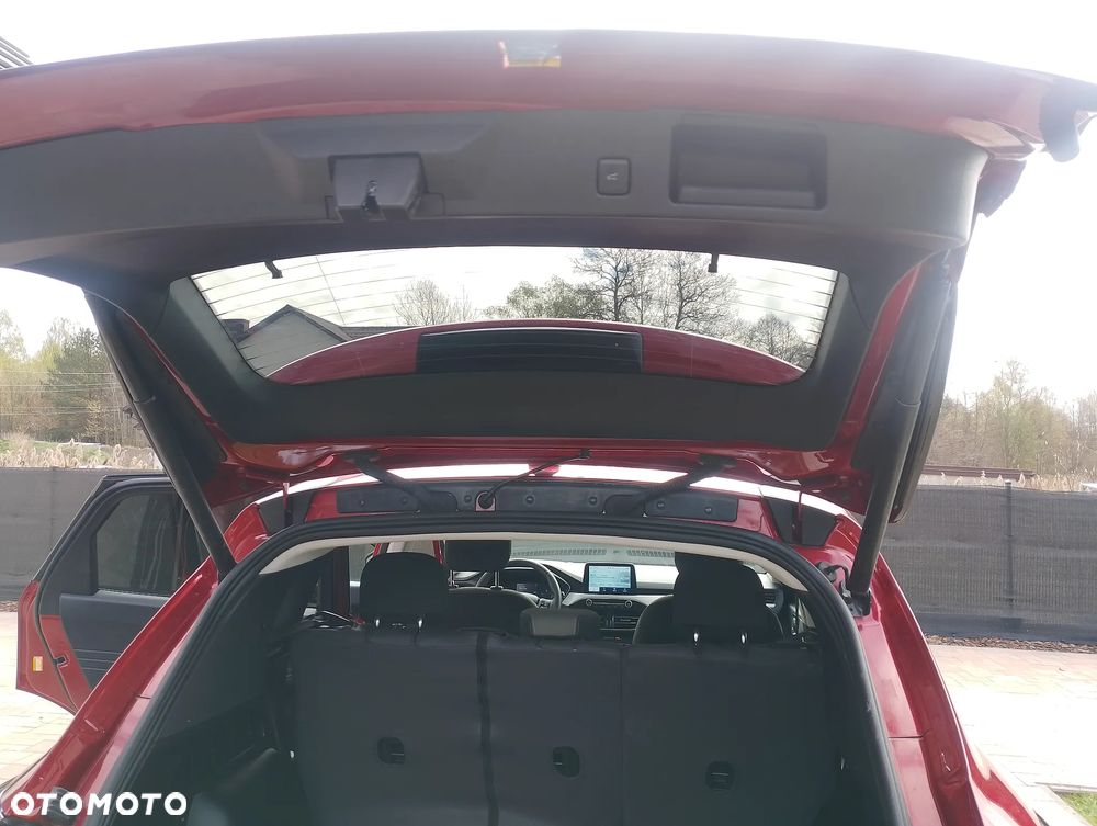 Ford Kuga - 16