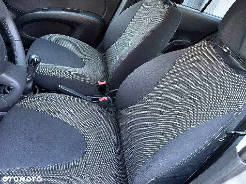 Nissan Micra 1.2 more - 15