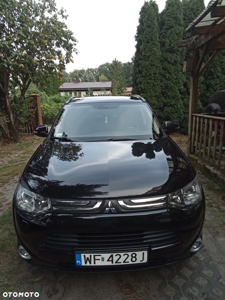 Mitsubishi Outlander 2.0 Intense + - 9