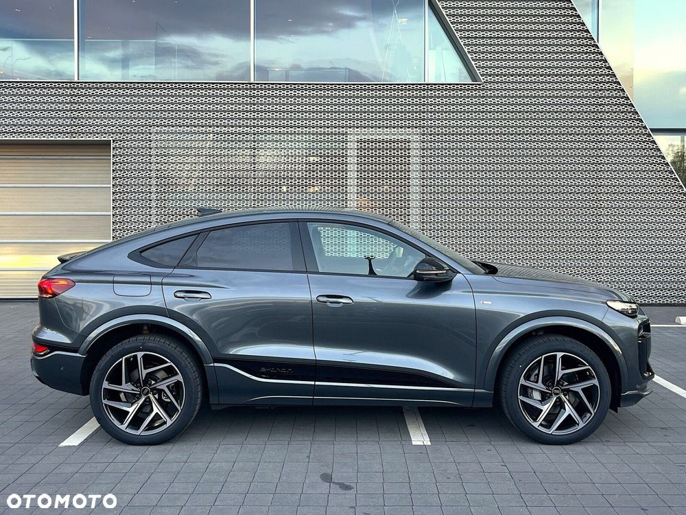 Audi Q6 e-tron - 2