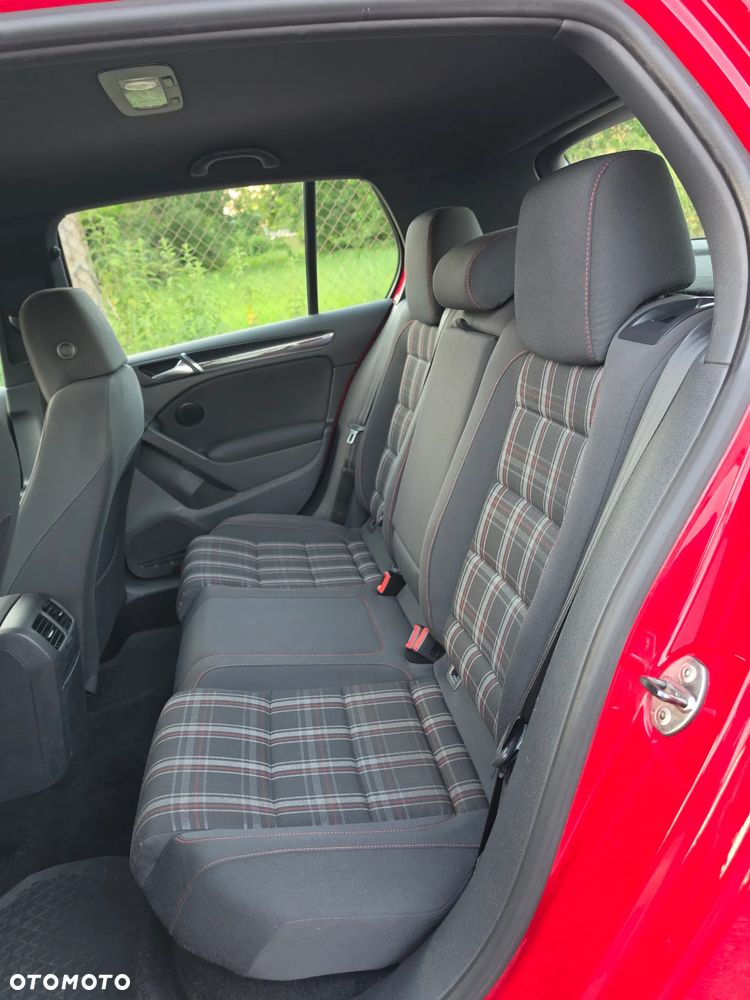 Volkswagen Golf 2.0 TSI GTI - 35