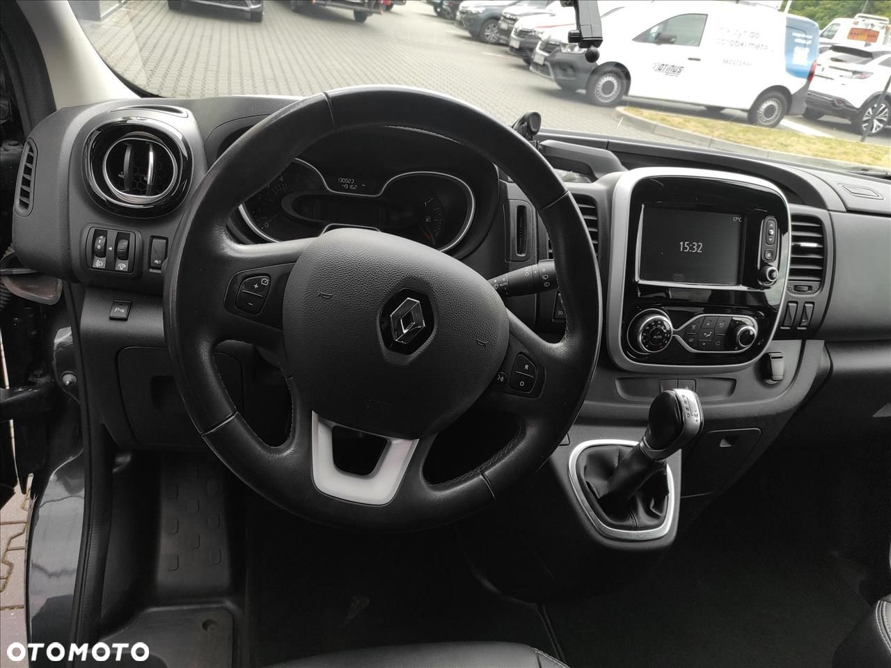 Renault Trafic Grand SpaceClass 2.0 dCi EDC - 17