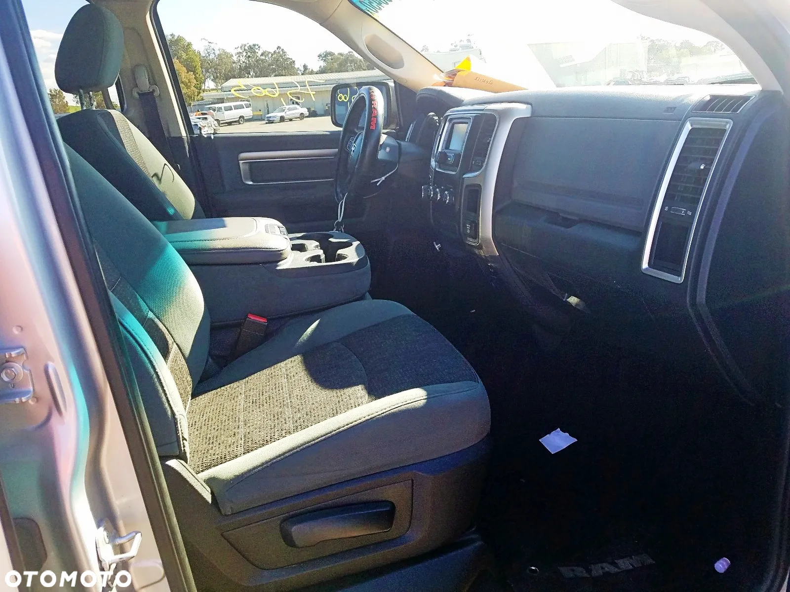 RAM 1500 - 5
