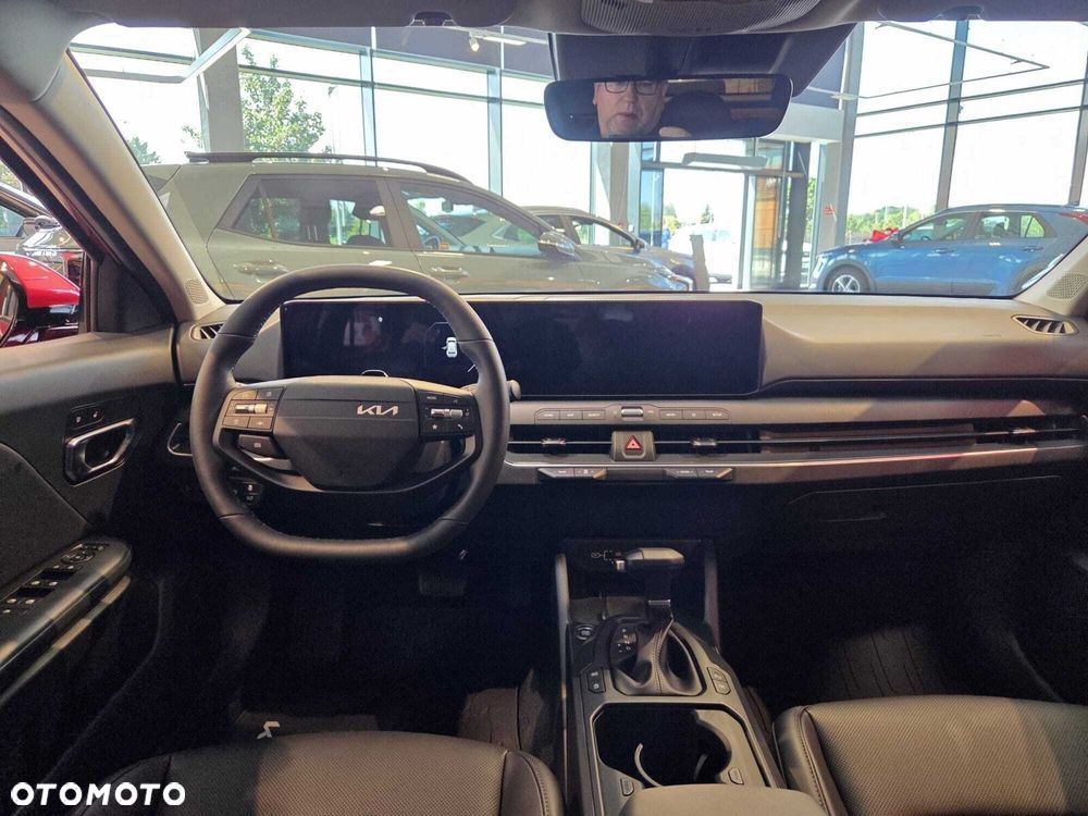 Kia K4 - 31