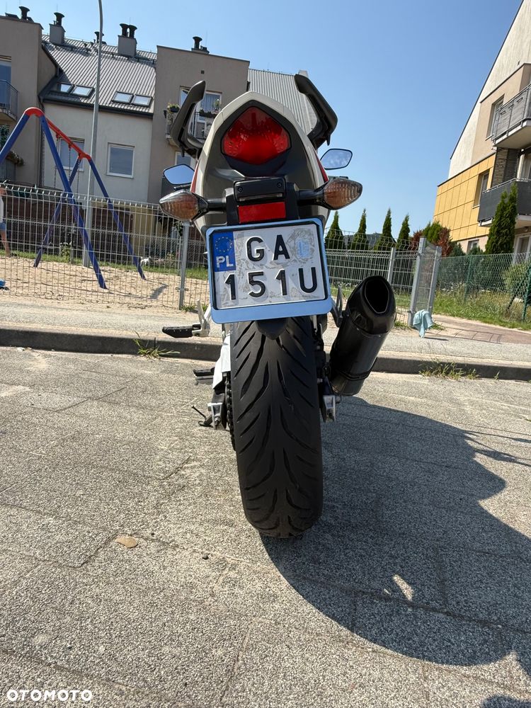 Honda CBR - 8