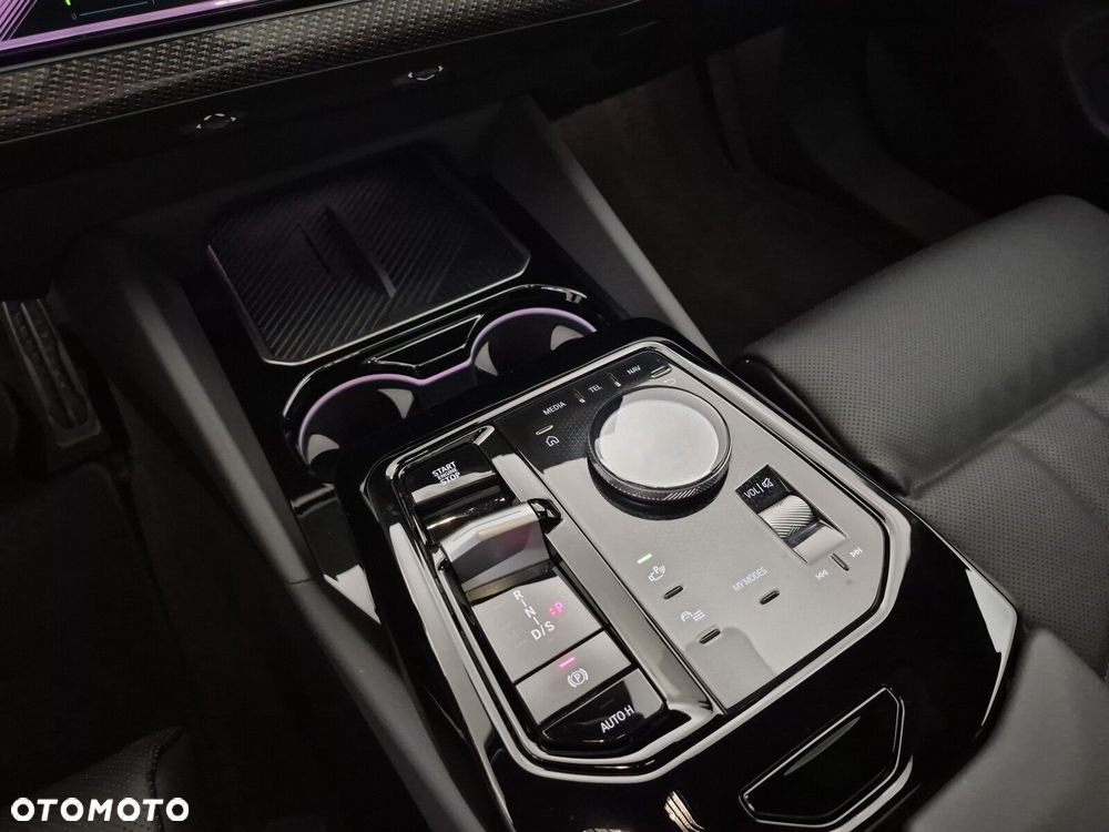 BMW Seria 5 - 17