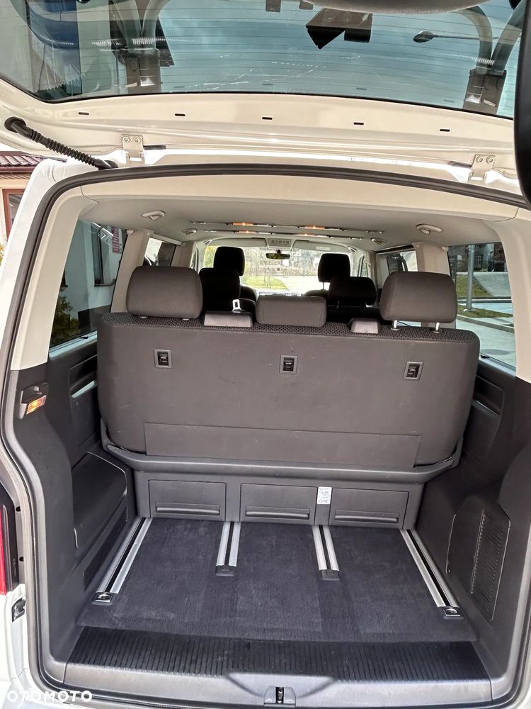 Volkswagen Multivan 2.0 TDI L1 Edition DSG - 12