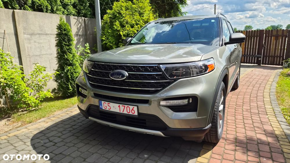 Ford Explorer - 1