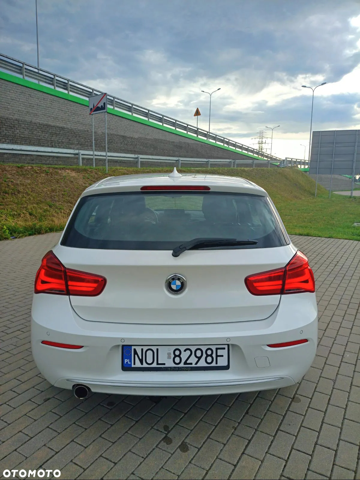 BMW Seria 1 118i - 8