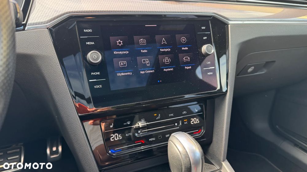 Volkswagen Passat Alltrack - 23