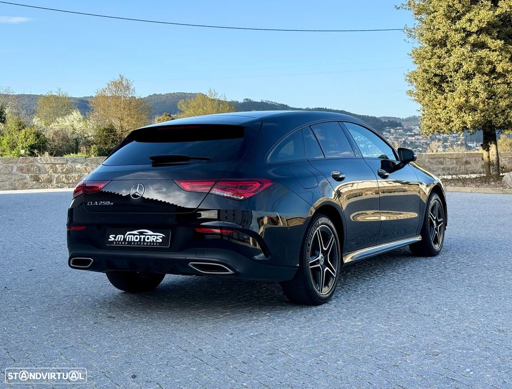 Mercedes-Benz CLA 250 e Shooting Brake AMG Line - 4