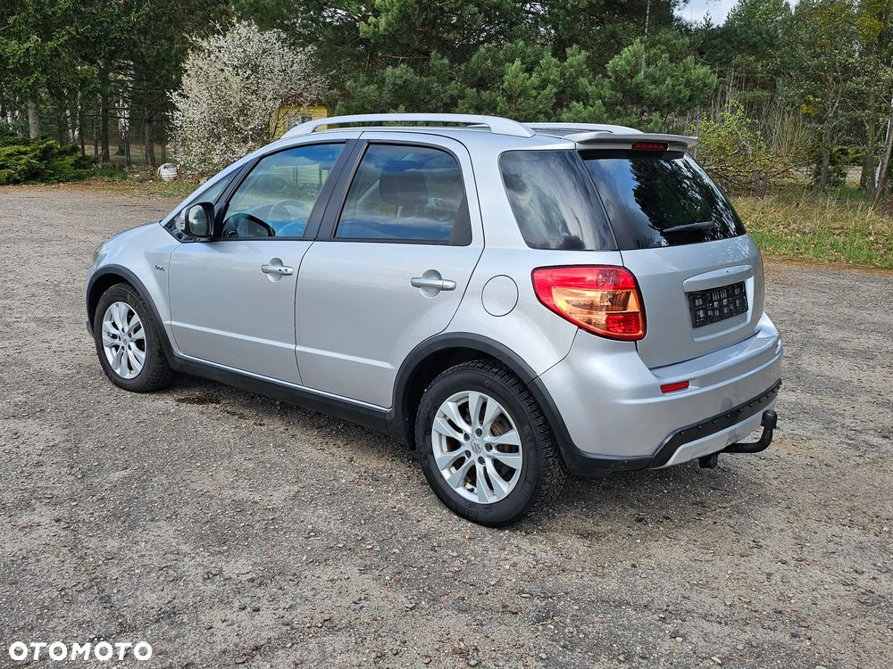 Suzuki SX4 2.0 DDiS 4x2 Comfort - 14