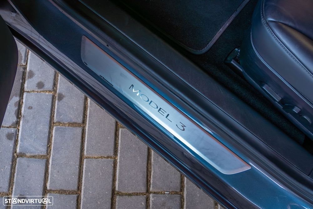 Tesla Model 3 Standard Range Plus RWD - 18