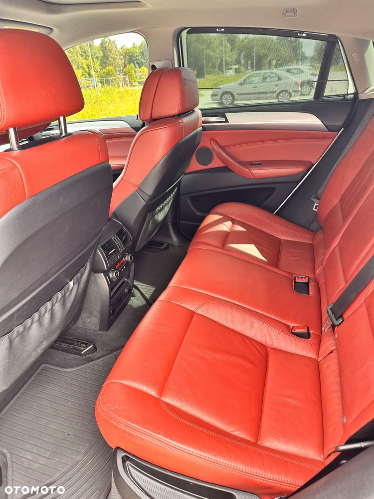 BMW X6 35i xDrive - 16