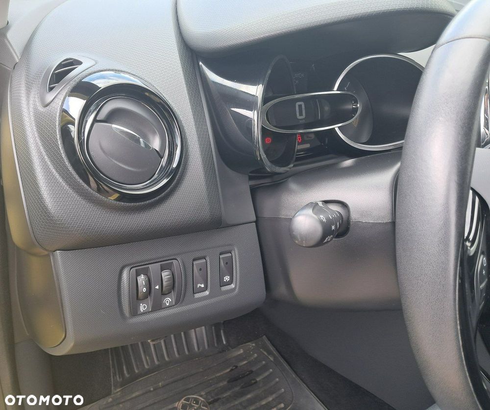 Renault Clio - 21