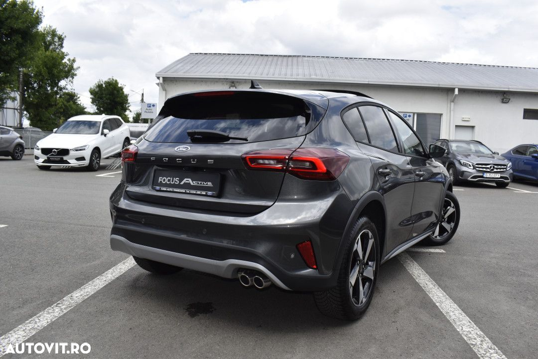 Ford Focus - 8