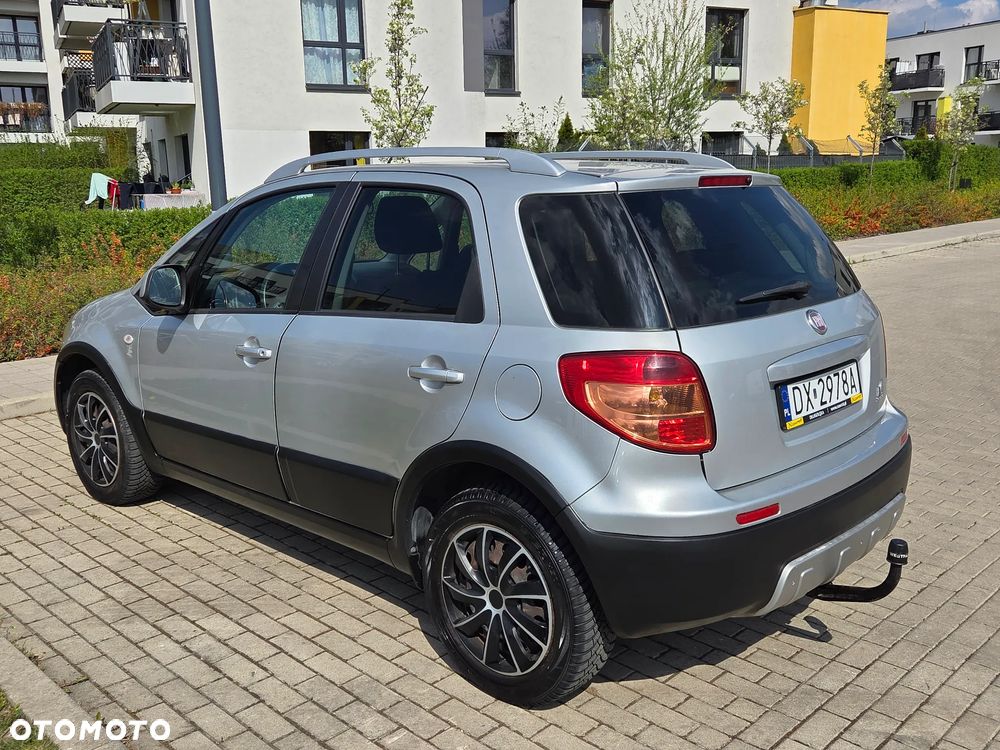 Fiat Sedici 1.6 16V 4x4 Emotion - 3