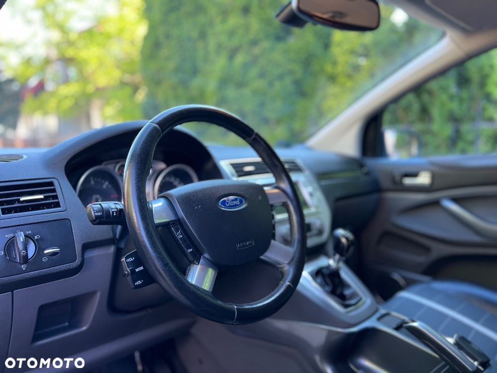 Ford Kuga 2.0 TDCi Trend - 32