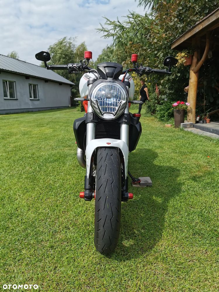 Ducati Monster - 4