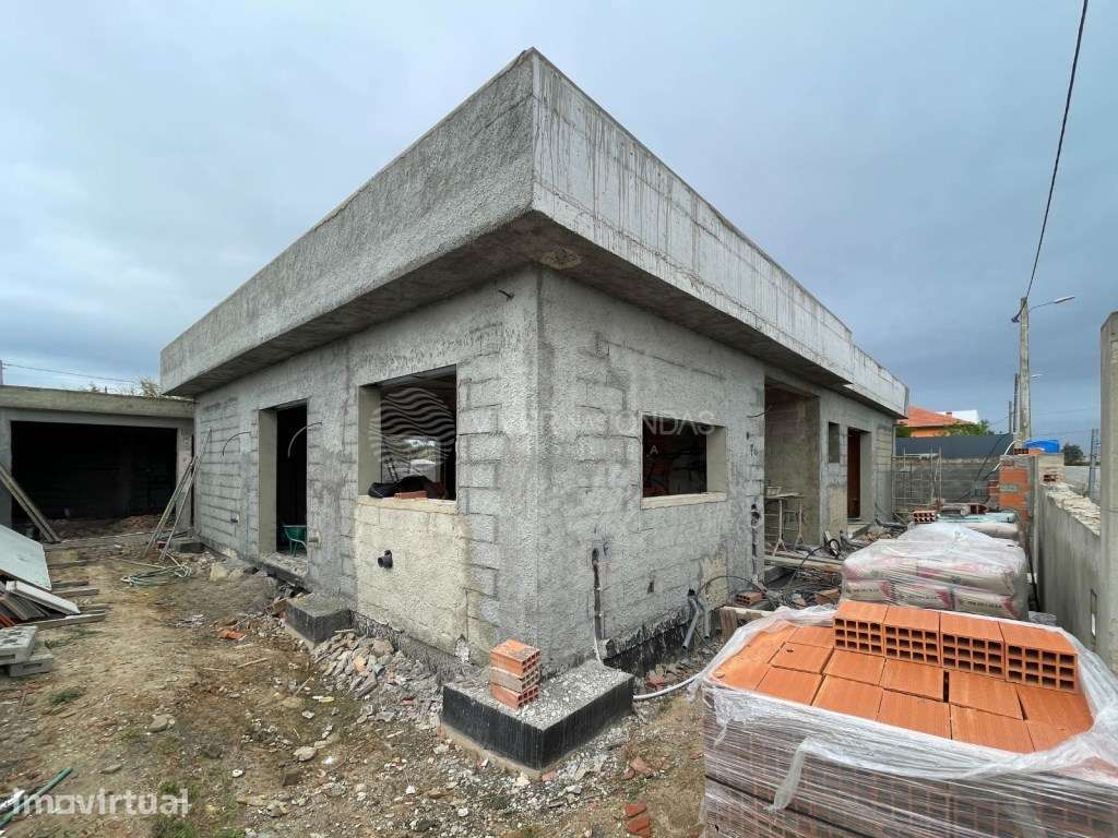 Moradia Isolada Térrea T4 | Piscina | Garagem e Lavandaria| Quinta ... - Grande imagem: 3/31