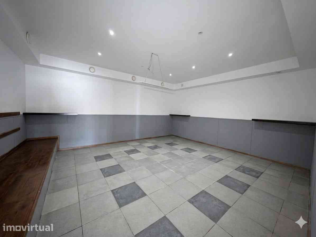 Loja, 87 m², Gondomar (São Cosme), Valbom e Jovim - Grande imagem: 5/9