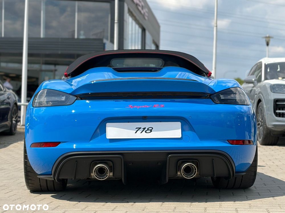 Porsche 718 Spyder - 6