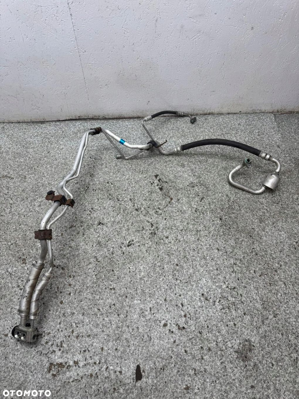 PRZEWÓD RURKA WĄŻ KLIMATYZACJI HYUNDAI IX35 2010-2015 97775-2y300 - 2