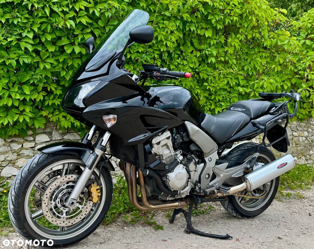 Honda CBF - 1
