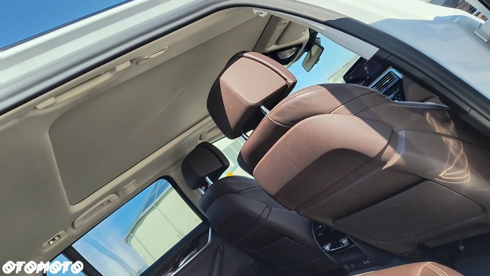 BMW Seria 5 540d xDrive Luxury Line - 10