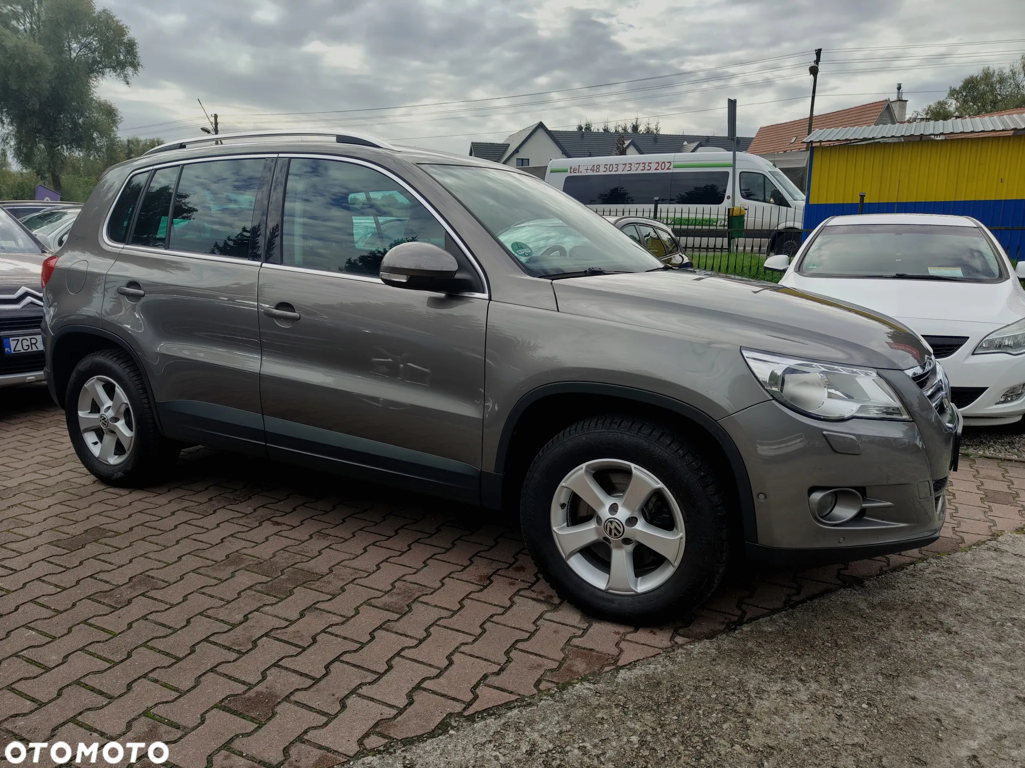 Volkswagen Tiguan 2.0 TDI BlueMot Trend&Fun - 9
