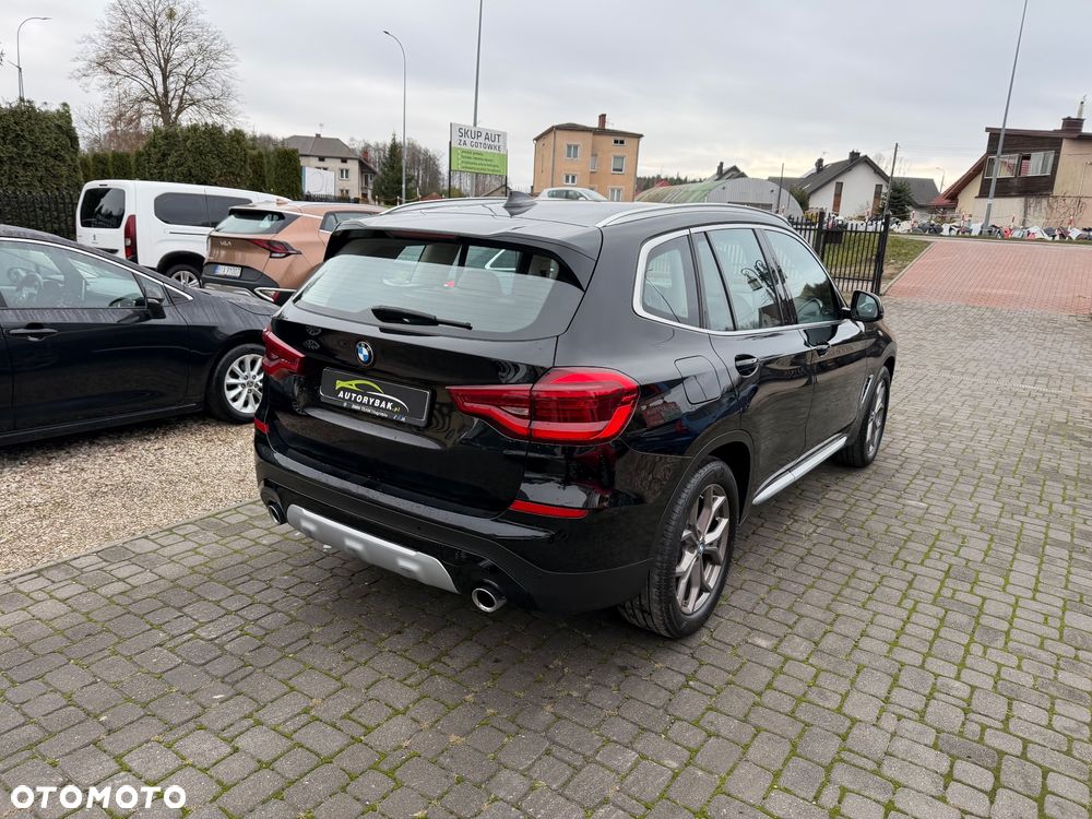 BMW X3 xDrive20d Luxury Line sport - 37