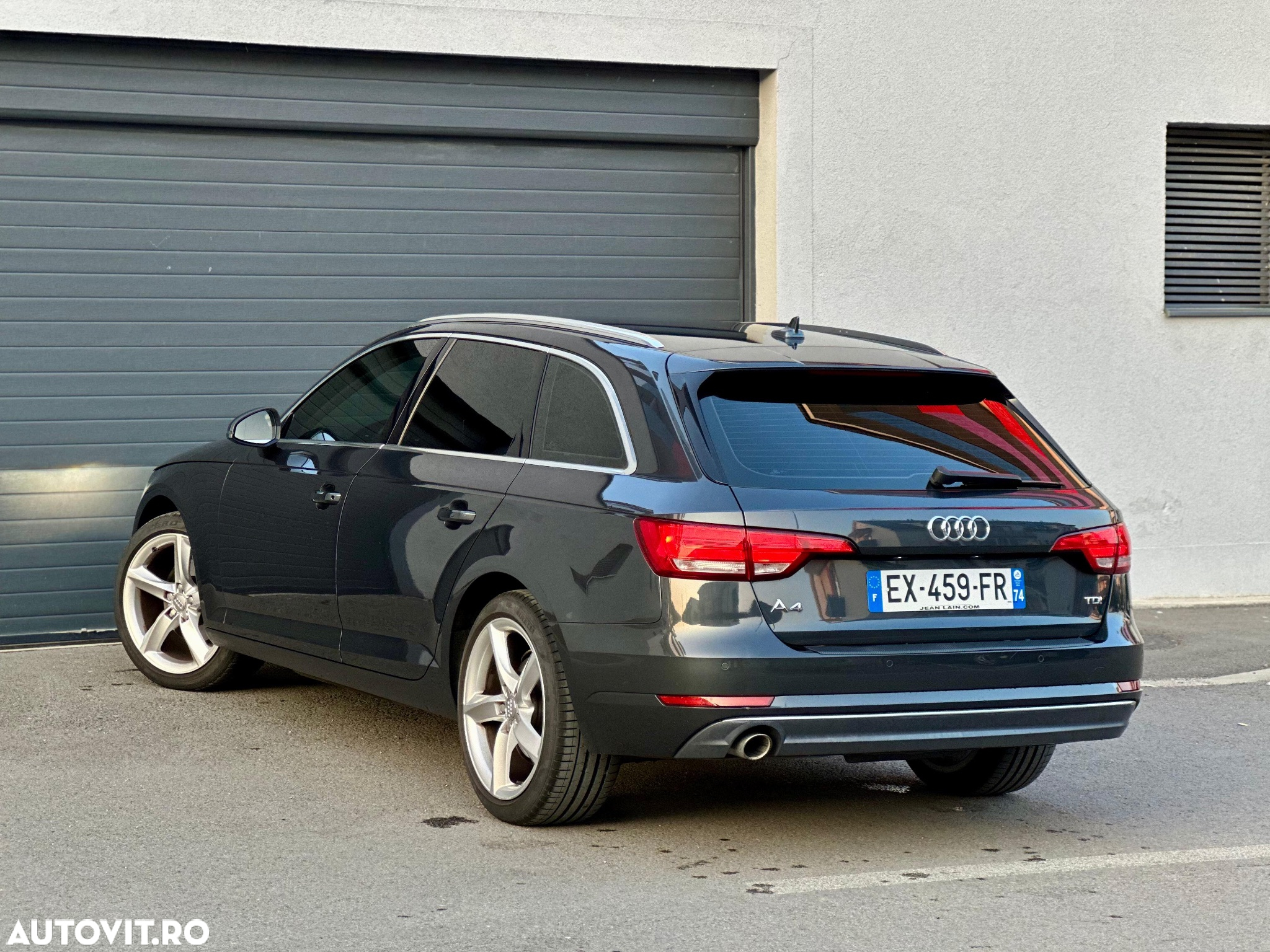Audi A4 Avant 2.0 TDI S tronic Sport - 4