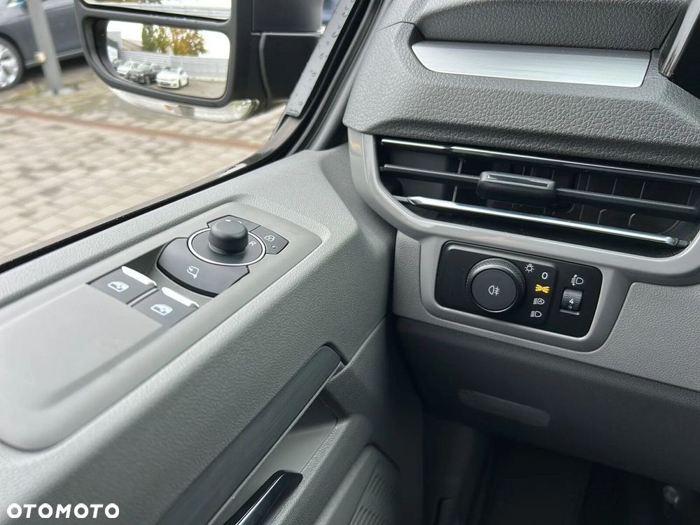 Volkswagen Transporter T7 PanAmericana FORMOTION 4x4/Furgon (L2) AUTOMAT, 2.0 TDI 170KM, r.o. 3500 mm - 25