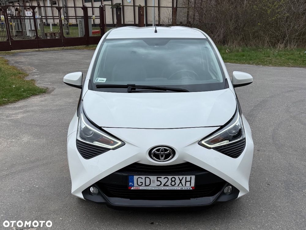Toyota Aygo 1.0 VVT-i Color Edition - 2