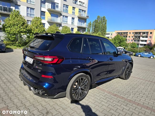 BMW X5 M M50i