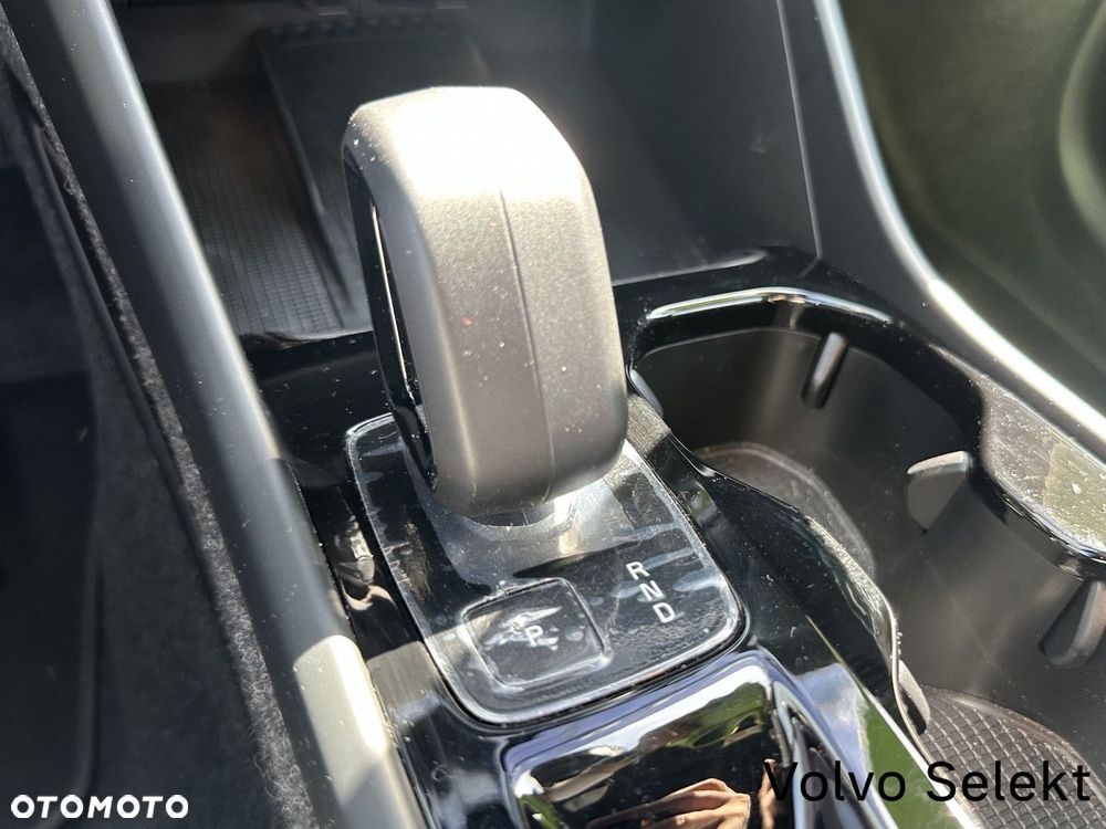 Volvo XC 40 - 22