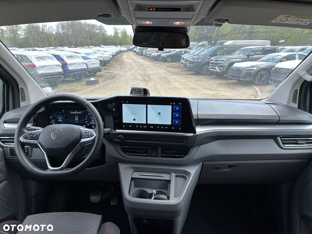 Volkswagen Caravelle - 12