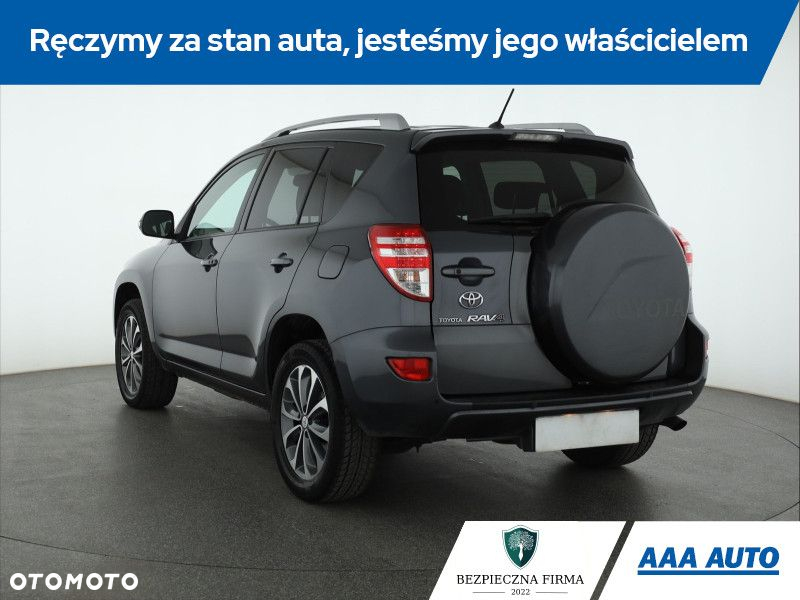 Toyota RAV4 - 5